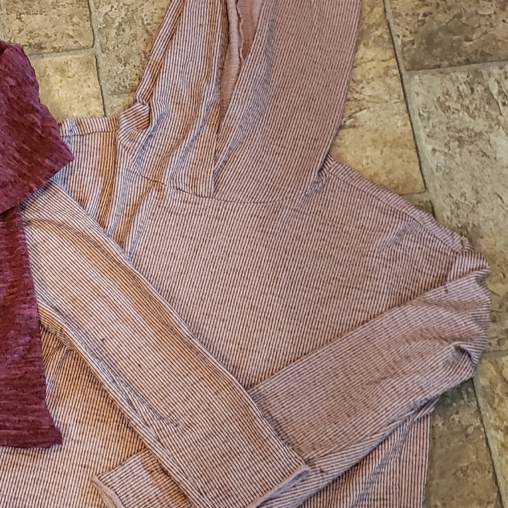 Bundle 2 Tops - image 2